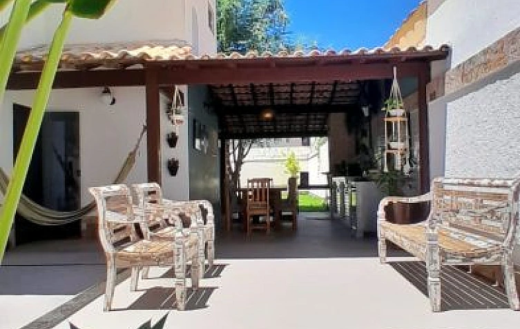 Casa com 2 dormit�rios - Maravista