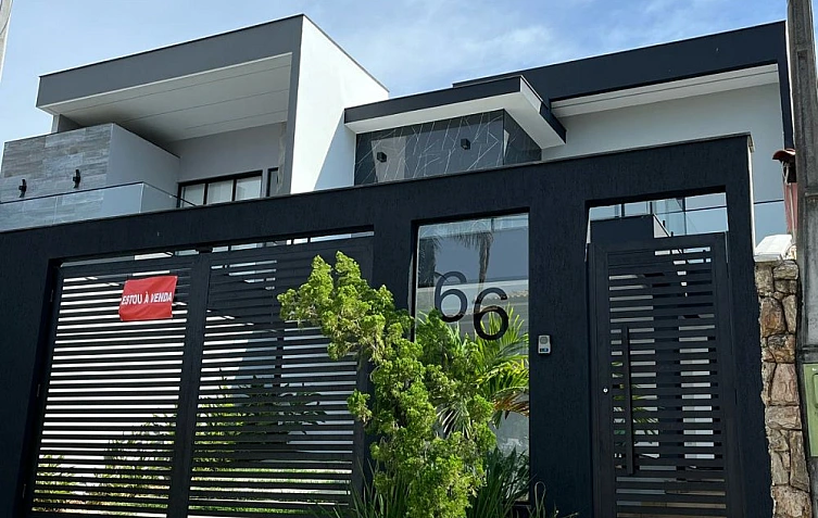 Casa 04 su�tes - Camboinhas