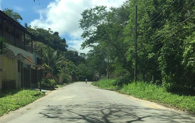 Terreno de 2000m2 - V�rzea das Mo�as