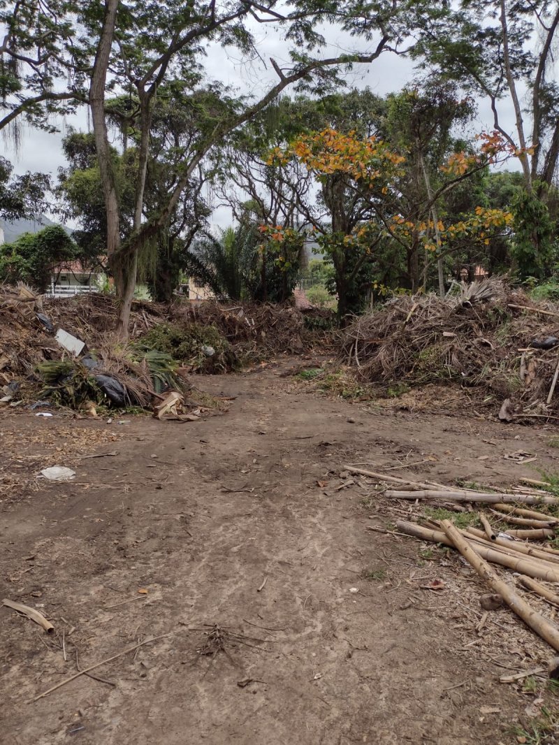 Terreno - Venda - Engenho Do Mato - Niterói - RJ