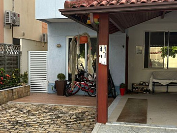 Casa � Venda